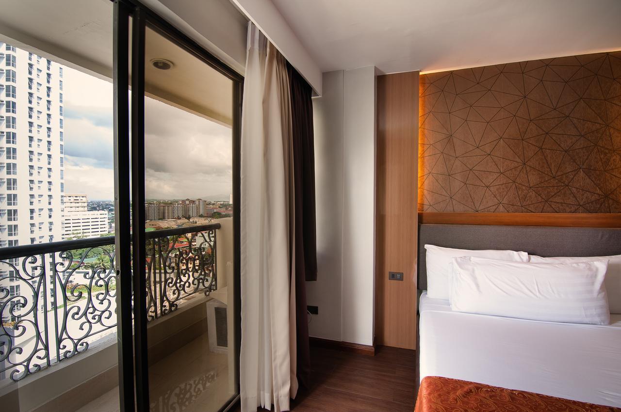 Fernandina 88 Suites Hotel Кесон-Сіті Екстер'єр фото