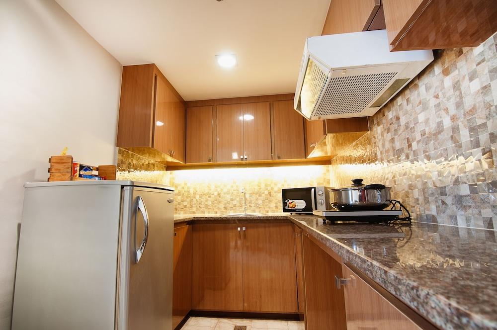 Fernandina 88 Suites Hotel Кесон-Сіті Екстер'єр фото