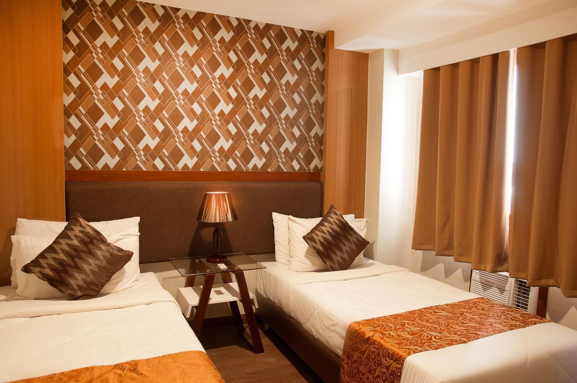 Fernandina 88 Suites Hotel Кесон-Сіті Екстер'єр фото